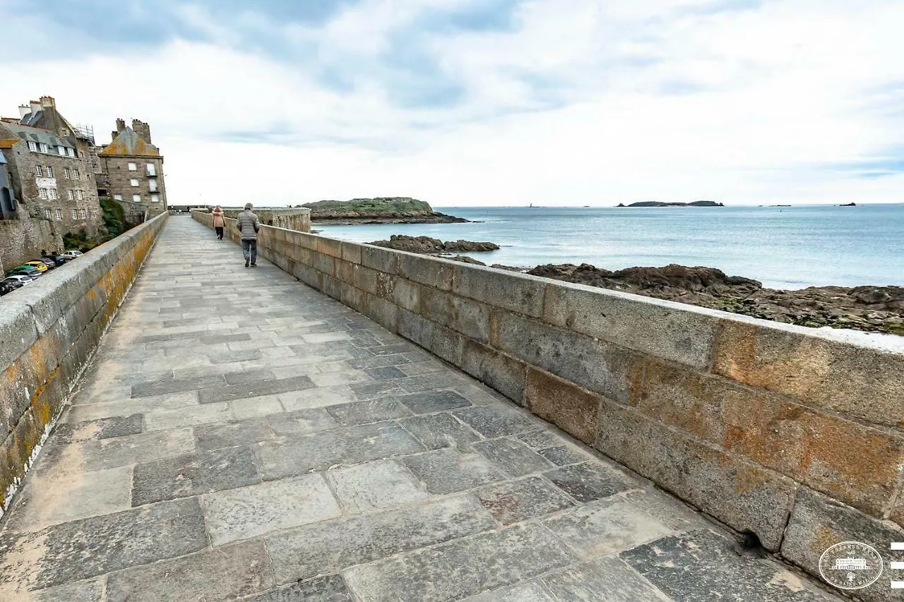 Aparthotel Appartements Des Marins Saint-Malo